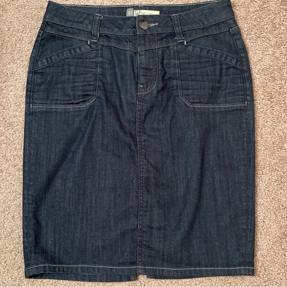 NWOT Level 99 from Anthropology size 26 denim jean pencil skirt $98